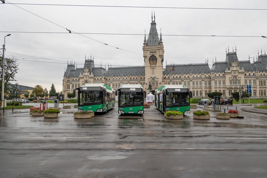 Transportul electric, prioritate într-un mare oraș al țării. Zeci de autobuze și stații de încărcare au fost deja achiziționate