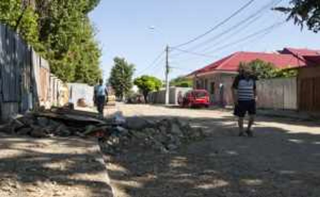 Canalizare pe mai multe străzi din Tulcea