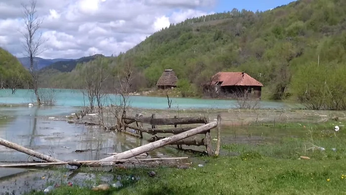 casa apuseni baraj valea sesei