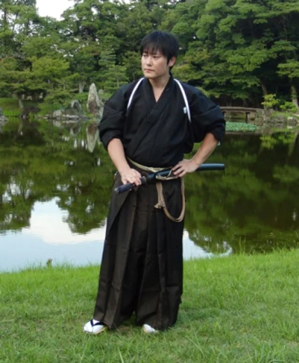 Japonezul poate tăia orice obiect aflat în aer, chiar dacă are o viteză enormă