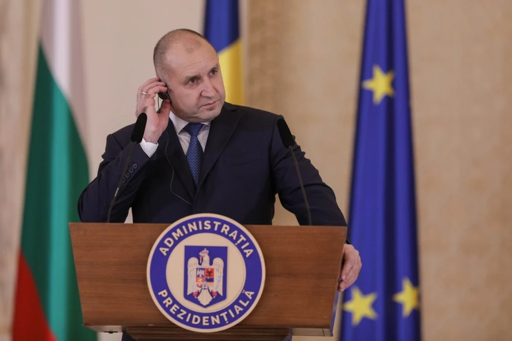 Lecția bulgară de diplomație cu coloană vertebrală