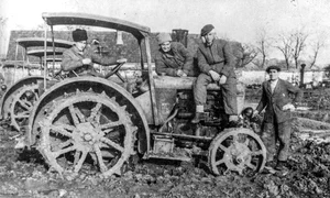La școala de tractoriști, în 1958 (© Azopan CC BY-NC-ND 4.0)