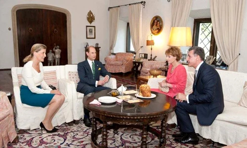 17 majestatea sa margareta principele radu in vizita in marea britanie printul edward 1 jpg jpeg