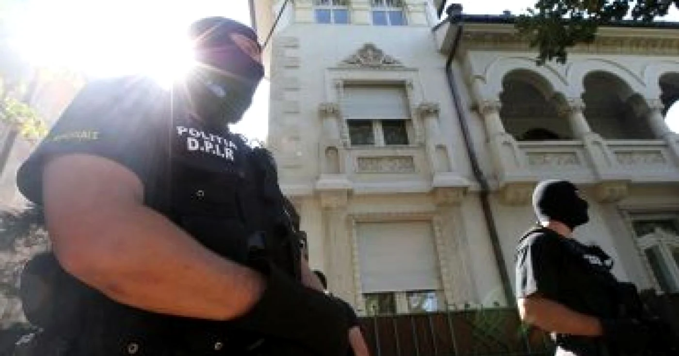 Timişoara: Clanul ţigănesc care a bătut o avocată este căutat cu mascaţii