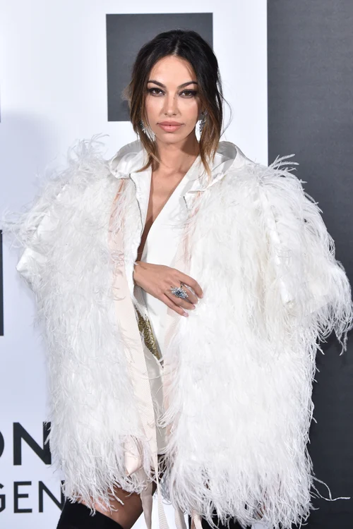 madalina ghenea hepta 3412457 jpeg