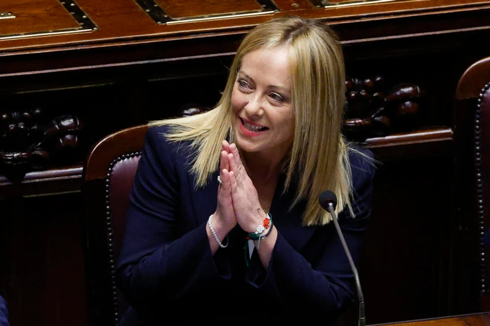 Giorgia Meloni cere NATO să regândească prioritățile militare: „Tancurile de milioane de euro pot fi distruse de drone de 20.000 de euro”