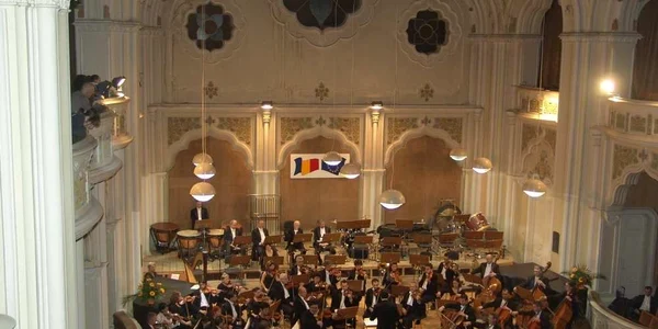 Festivalul va debuta pe 29 septembrie, cu un concert inaugural dirijat de Tiziano Duca din Austria