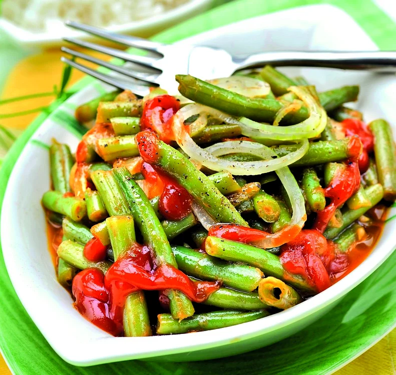 mancare taraneasca de fasole verde jpeg
