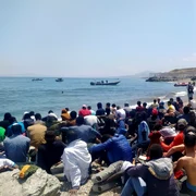 Migranţi Maroc enclava spaniolă Ceuta - 18 mai 2021 / FOTO EPA - EFE