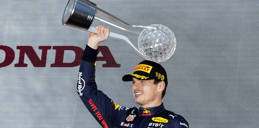 Se „știe” cine va câștiga Formula 1 anul acesta. Prezicerea unui supercomputer