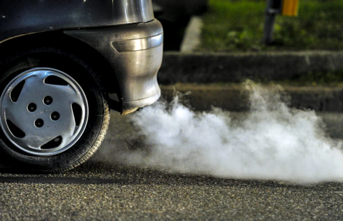 Noua taxă auto de poluare, este aproape gata şi, de anul viitor, aceasta va fi stabilită în funcţie de unele elemente variabile de la maşină la maşinăFOTO: adevarul.ro