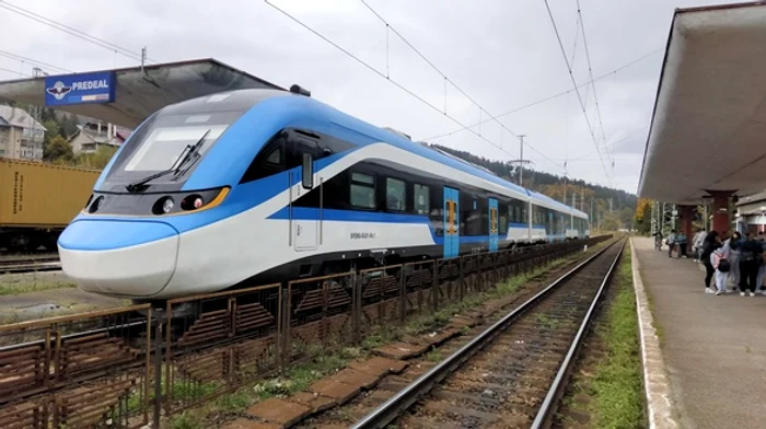 Trenul va circula pe ruta Brașov-București-Constanța, cu viteza maximă de 160 km/h. Foto: profit.ro