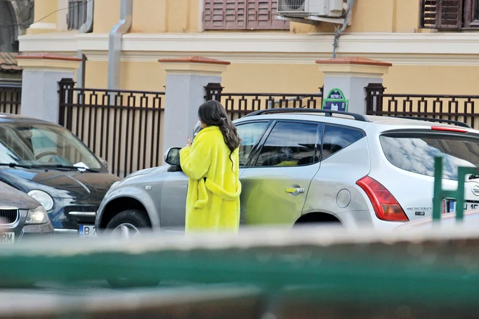 Halatul galben pare să fie de firmă