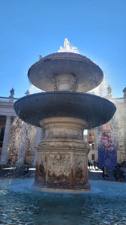 Fontana sparanța jpg