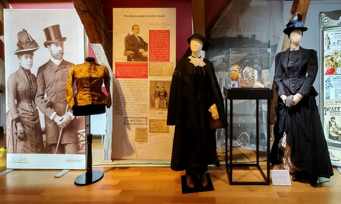 Expoziția temporară „Haina îl face pe om – Incursiune în codul vestimentar de odinioară” (foto: Facebook /  Muzeul de Etnografie Brașov)