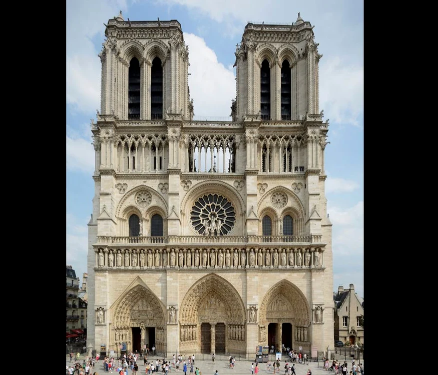 Un salut de la Notre Dame jpeg