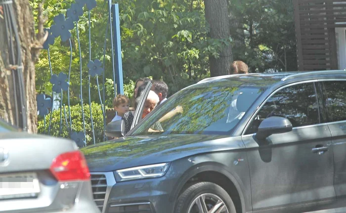 La plecare, s-a pupat cu toată lumea