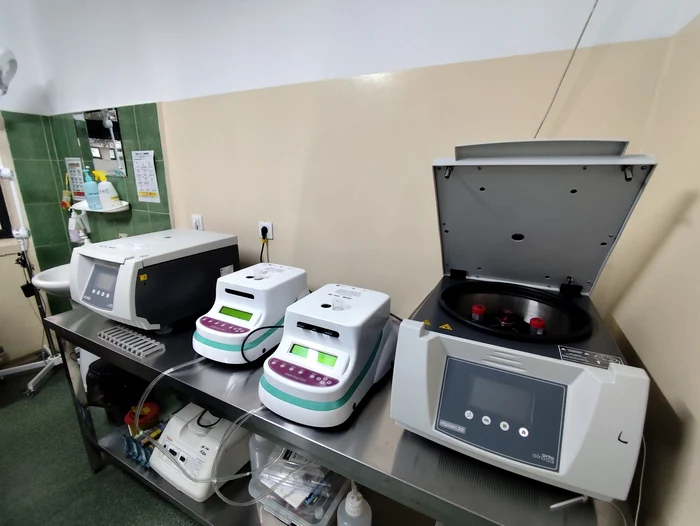 23 de aparate noi au fost achiziționate pentru laboratorul SJU Slatina FOTO: Cătălin Fircoiu