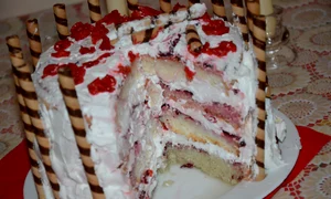 tort  livada cu visini jpeg