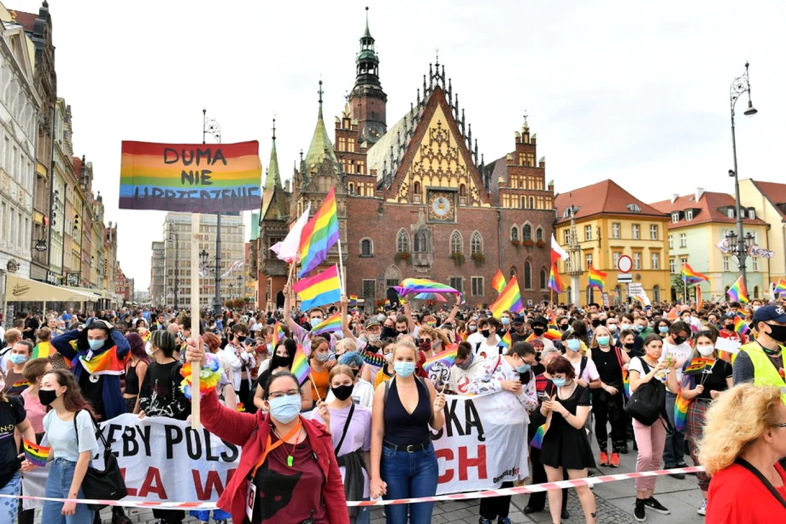 Mars pro-LGBT la Wroclaw FOTO EPA-EFE