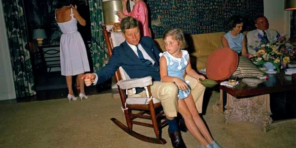 john kennedy in mijlocul familiei FOTO Reuters