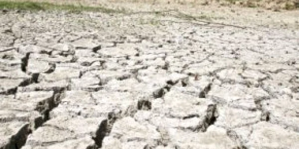 Majorarea suprafeţei agricole irigabile, în stand-by