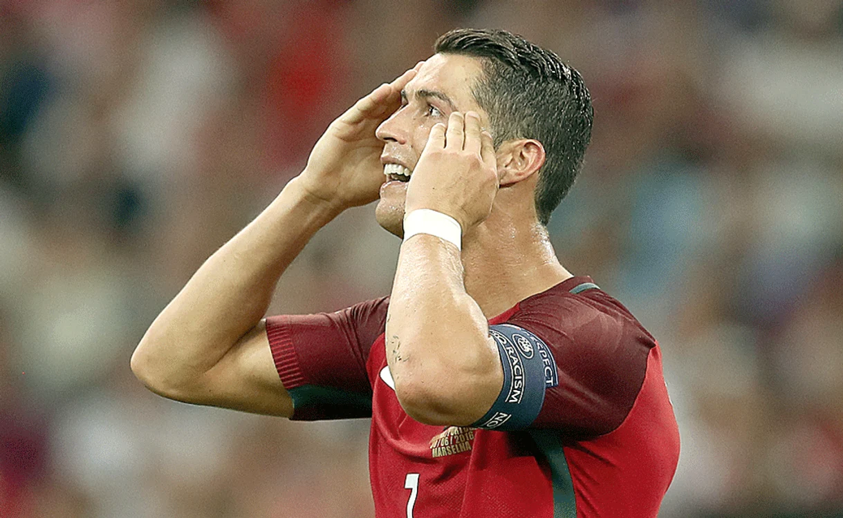 
    Cristiano Ronaldo vrea să câştige primul său trofeu alături de echipa naţionalăFoto: AP  