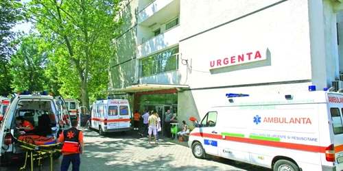 ambulanta spital foto adevarul