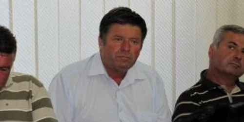 Tânărul se află acum internat la Spitalul Judeţean