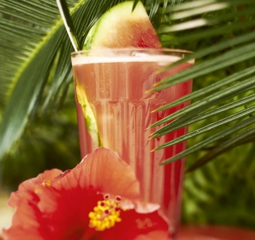 Cocktail cu rom si pepene verde jpeg