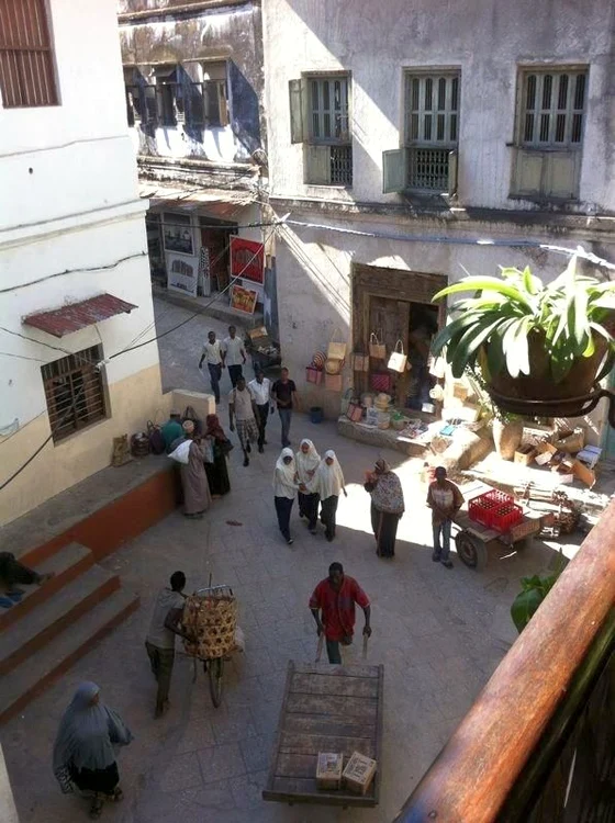 Delia Matache trăiește o experiență deosebită în Tanzania. (Foto: Arhiva personală)