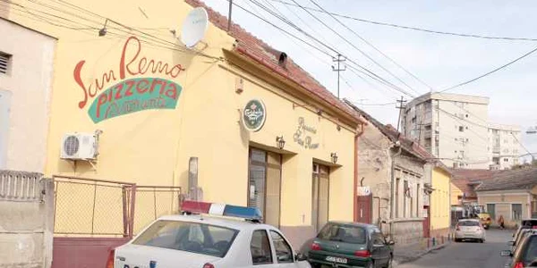 Nesimţiţii parcărilor blochează centrul