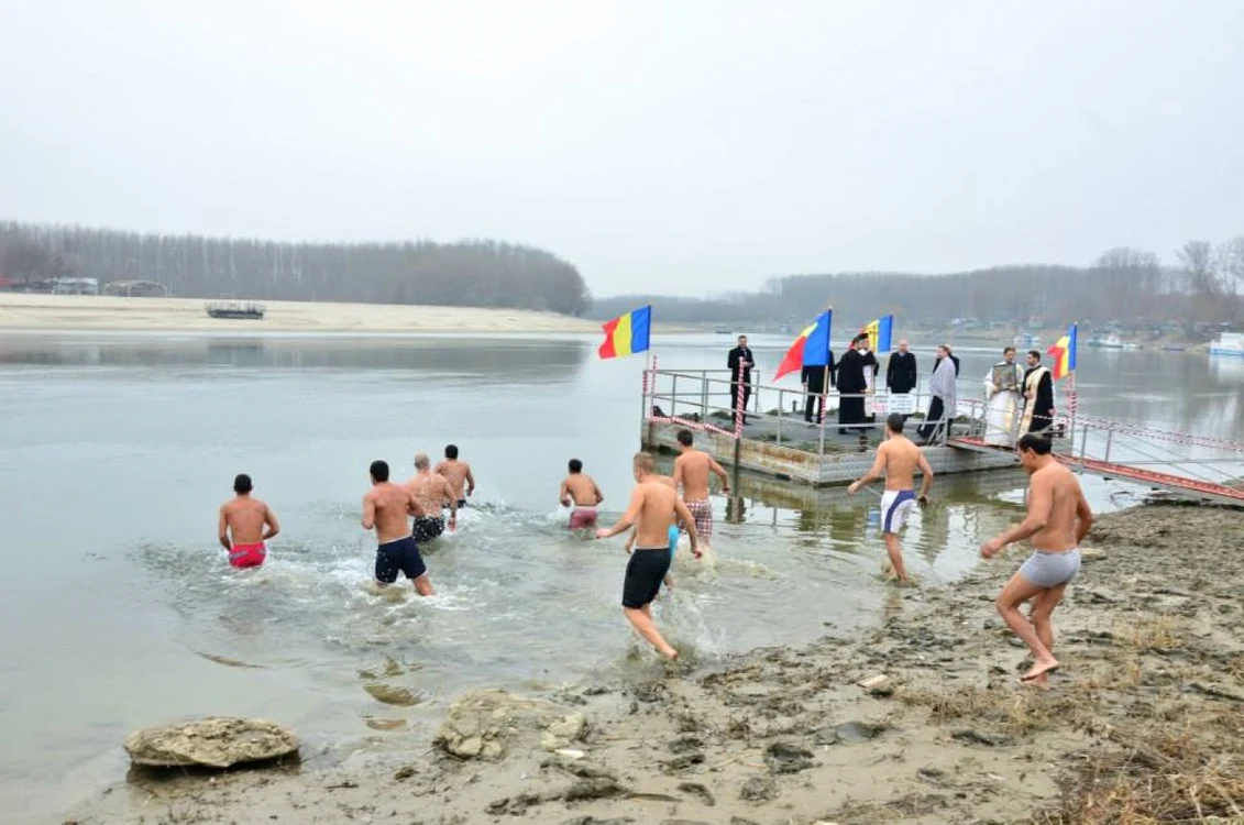 Boboteaza se sărbăptoreşte pe 6 ianuarie Foto:I.S.