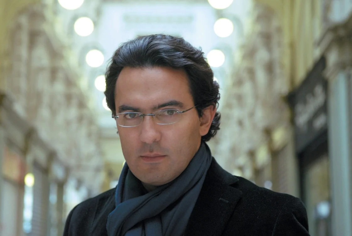 Columbianul Juan Gabriel Vasquez vine la Timişoara Foto Nybooks.com