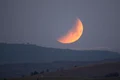 Eclipsa de luna luna rosiatica 15 16 mai 2022 FOTO EPA-EFE