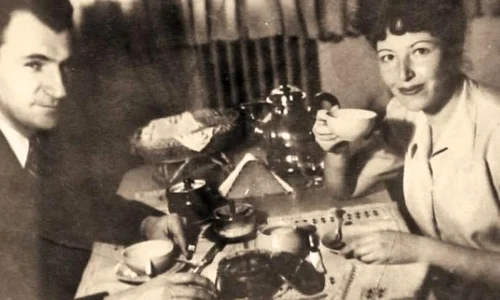 Damele de pică în mâna lui Lucreţiu Pătrăşcanu jpeg