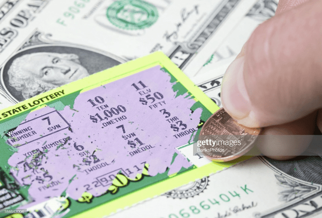 O câștigătoare la loterie în vârstă de 20 de ani a refuzat un milion de dolari în numerar. Ce a ales, în schimb: decizia a stârnit controverse 