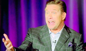 Stephen Baldwin şi a recunoscut greşeala după  ce a fost prins fără permis (fotografii: Guliver/Splashnews/Reuters) jpeg