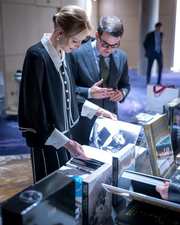 Charlene a vizitat la Monaco expoziția Joya, Foto Frédéric Nebinger  Palatul Prințului (7) jpg