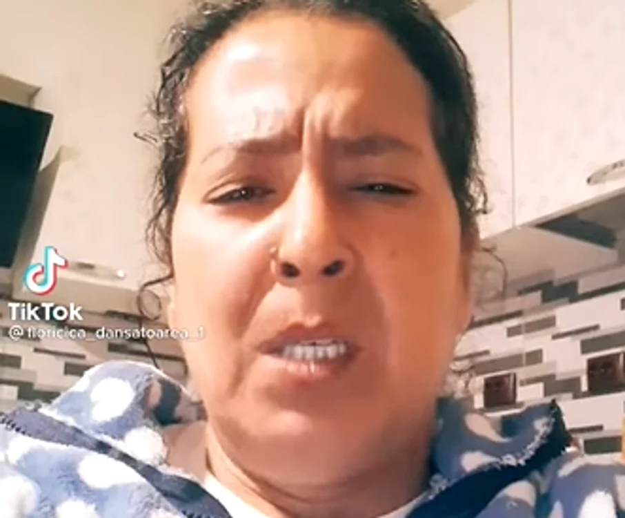 
    Floricica Dansatoarea a anunțat pe TikTok că s-a vaccinat anti-Covidfoto: captură video/TikTok  