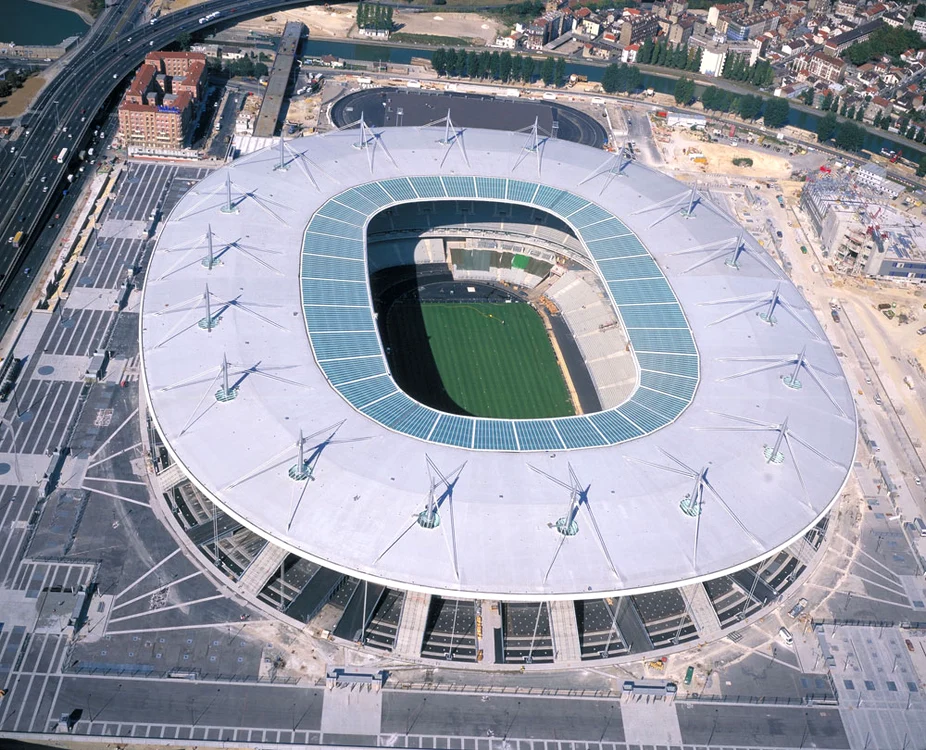 
    Stade de France din Paris va găzdui meciul Franţa - România  