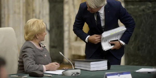 Eugen Teodorovici Viorica Dăncilă FOTO Mediafax/Andreea Alexandru