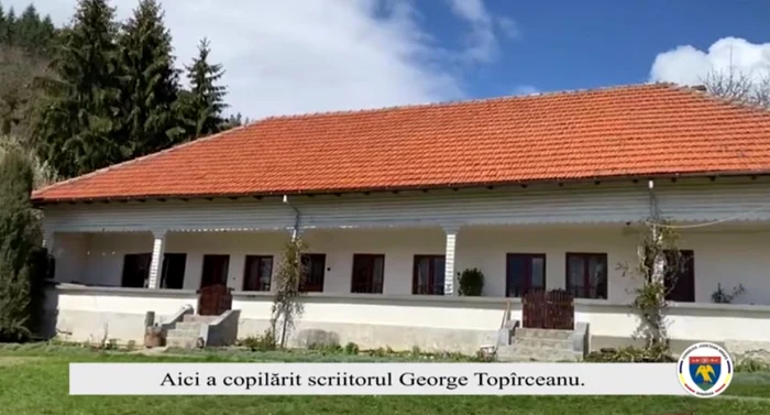 Văleni, mânăstirea lângă care a locuit Topîrceanu, pe vremea în care mama sa lucra, cu maicile, ca ţesătoare de covoare