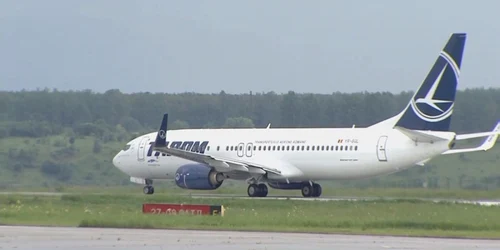 avion tarom aeroport sibiu