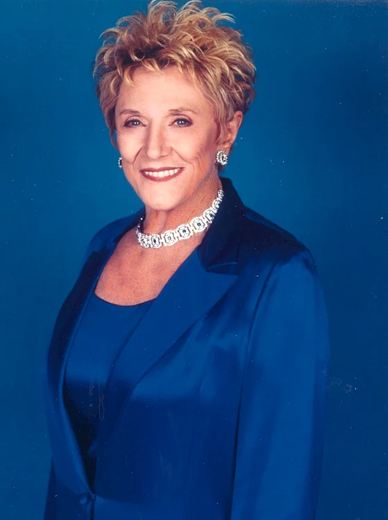 Jeanne Cooper iubea bijuteriile
