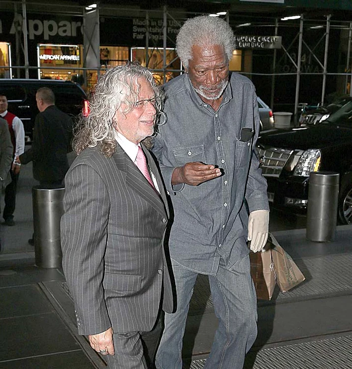 Morgan Freeman, 77 de ani, hemipareză