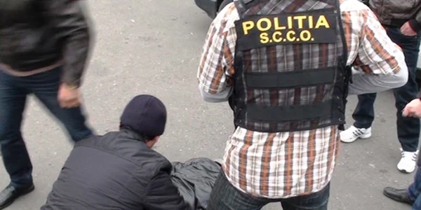 Traficanţii au fost prinşi în flagrant