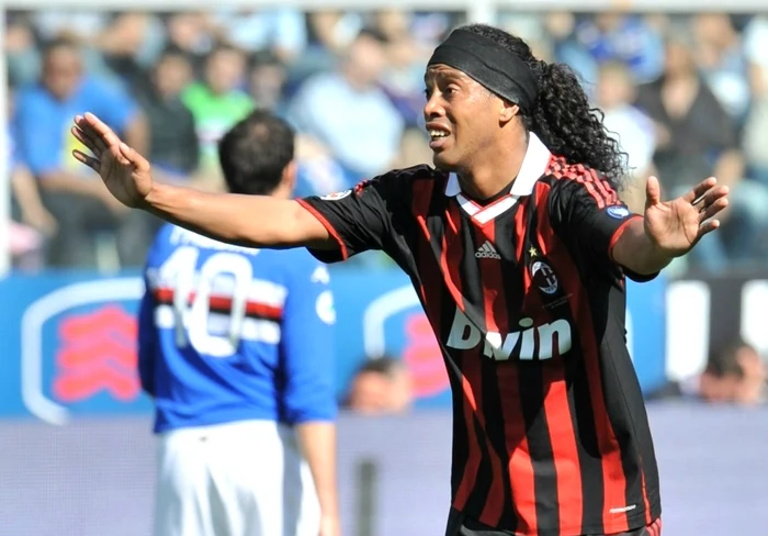 Ronaldinho vrea să plece de la Milan