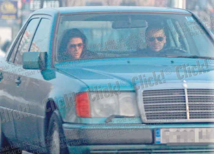 Augustin susţine că tânăra pe care a luat-o de-acasă îi este “doar o amică”