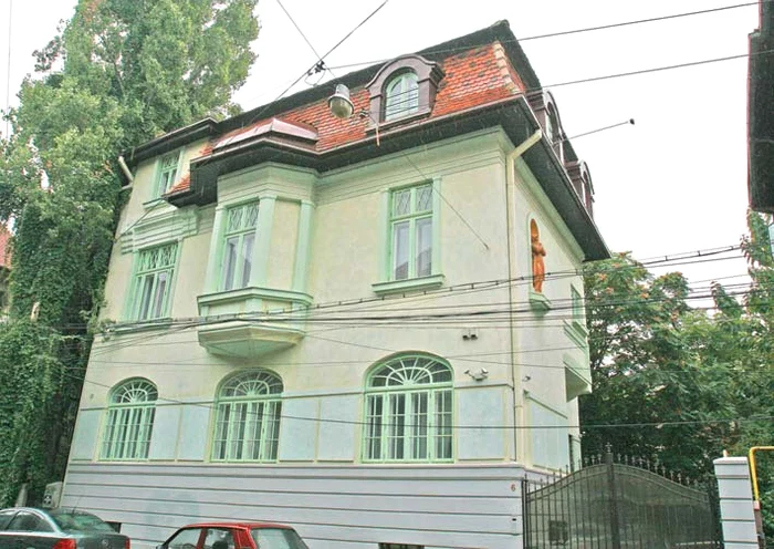 Aceasta este casa unde locuiește prinţul Paul